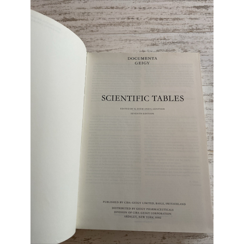 Scientific Tables Giegy Seventh Edition (1970 Hardcover) - Picture 16 of 16
